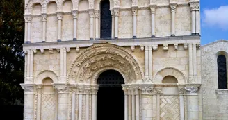 Église d'Échillais Église d'Échillais