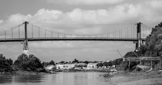 Pont Suspendu de Tonnay Charente